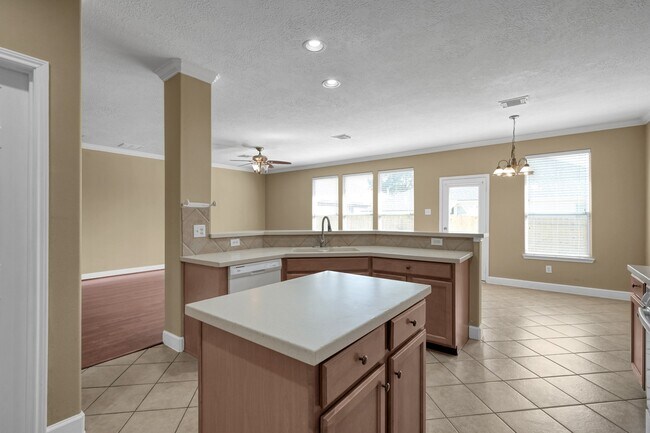 Building Photo - 952 Crannog Way