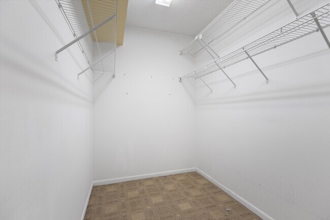 Building Photo - 4740 S Ocean Blvd