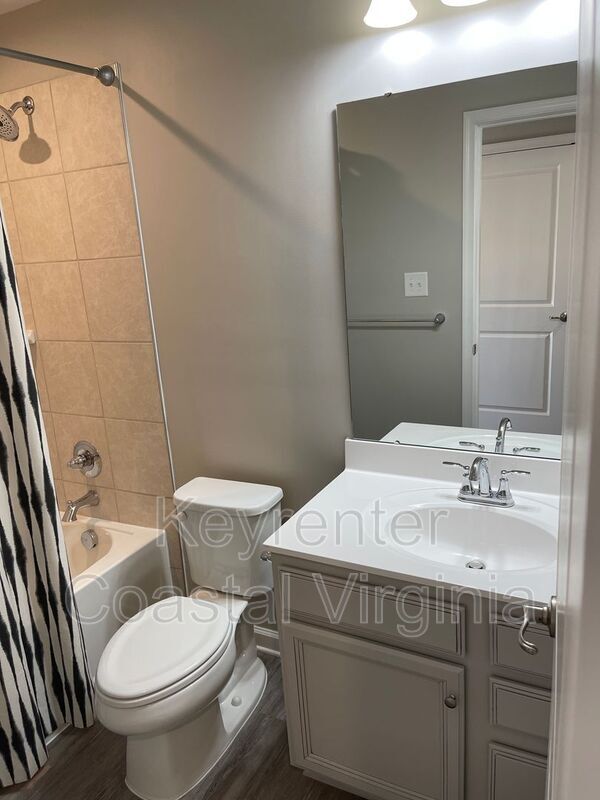 Building Photo - 130 Bicameral Ln