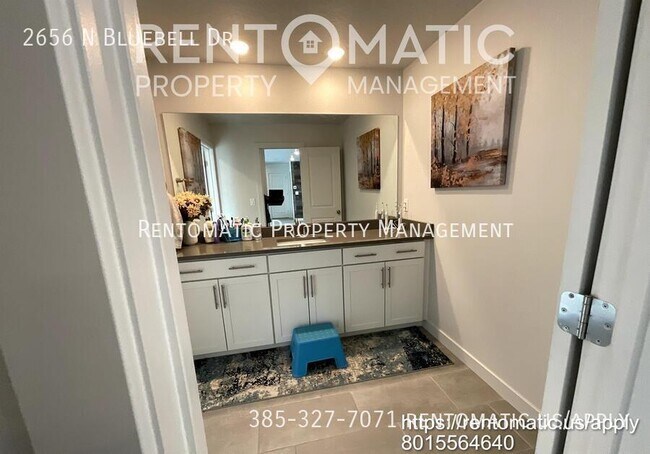 Building Photo - 2656 N Bluebell Dr