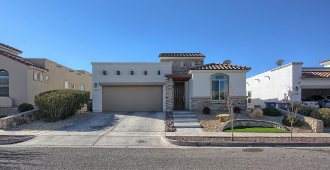 Primary Photo - 7360 Skyrocket Dr