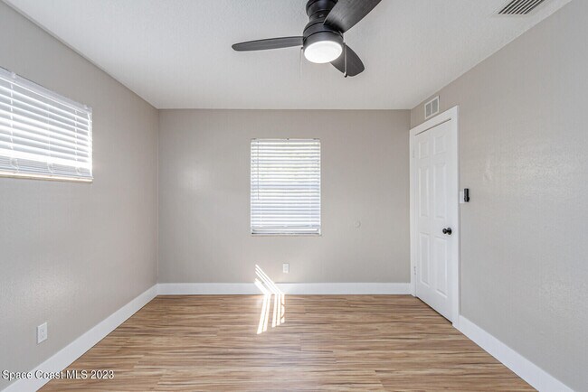 Building Photo - 5711 Margo Ct