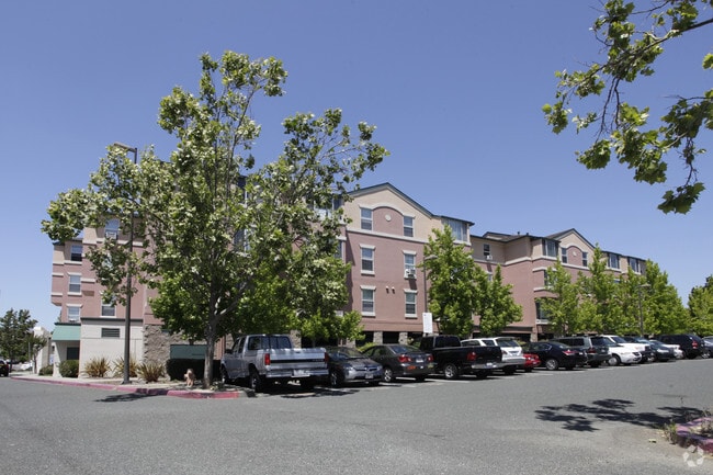 Building Photo - Strobridge Court Apartments