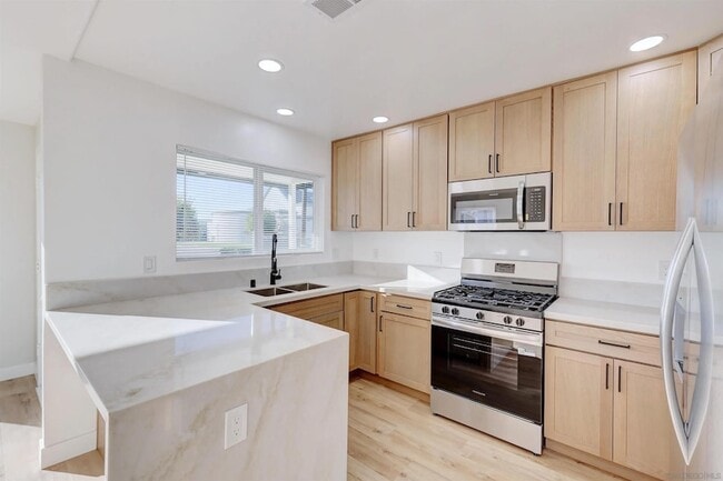 Primary Photo - 503 Prescott Ave