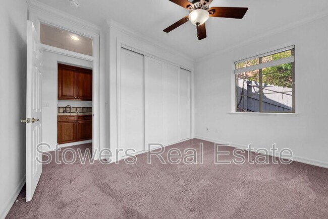 Building Photo - 6044 Claret Ct