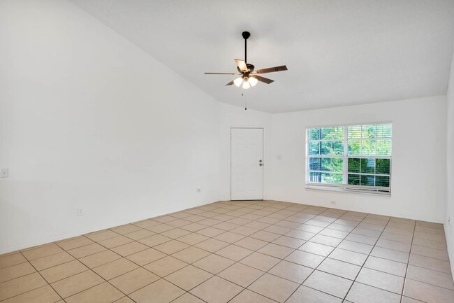 Building Photo - Spacious 2/2 Condo In Lancelot at Winter Park