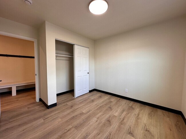 Building Photo - 1677-1679 Amy Street