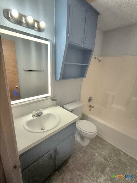 Building Photo - 1108 Covey Ln
