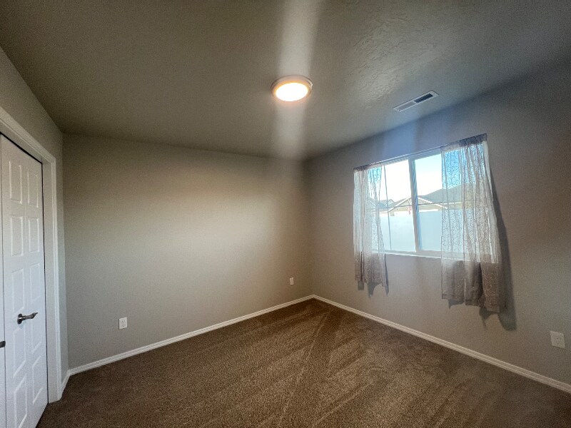 Building Photo - 11929 W Skyhaven St