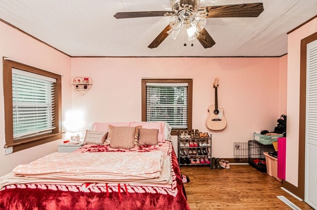 Building Photo - Please View 3D Virtual Walk-Through Before Scheduling a Showing