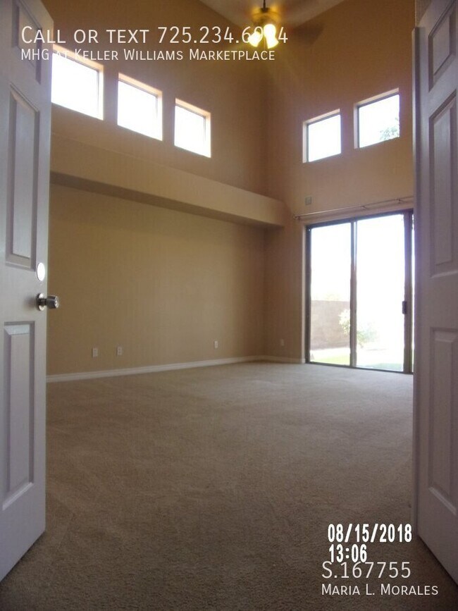 Building Photo - 1327 Autumn Wind Way