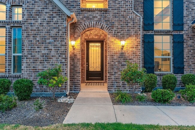 Building Photo - 1600 Wichita Dr