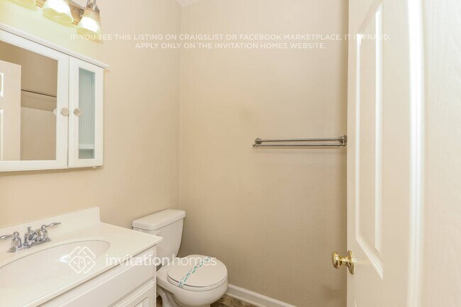 Building Photo - 34693 Yarrow Ct