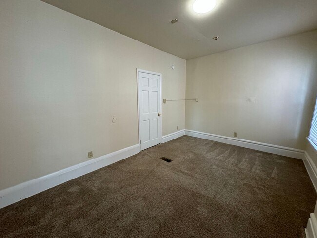 Building Photo - 1843-1847 N. 4th St.