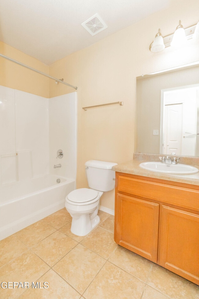 Building Photo - 14648 Friesian Trail