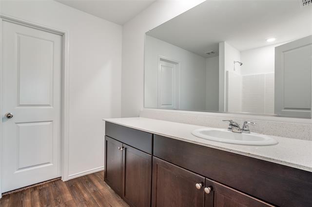 Building Photo - 5449 Finbrooke Dr