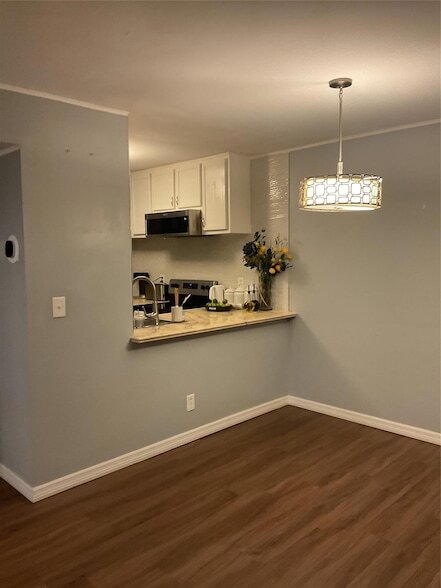 Building Photo - 7840 NW 50th St