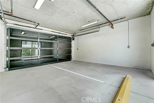 Building Photo - 4036 Rosemont Ave