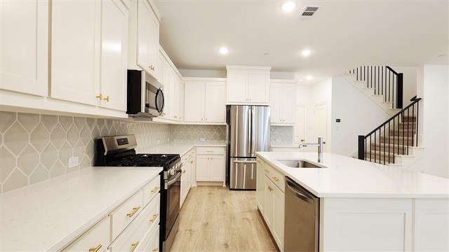 Building Photo - 9029 Scarp Hl Ln