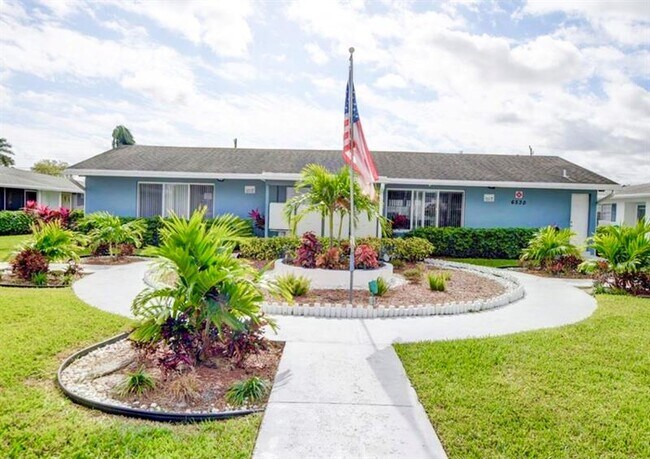 Building Photo - 6550 Winfield Blvd