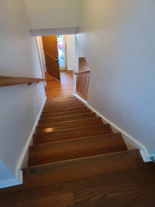 Building Photo - 3321 Thomas Kincheon St