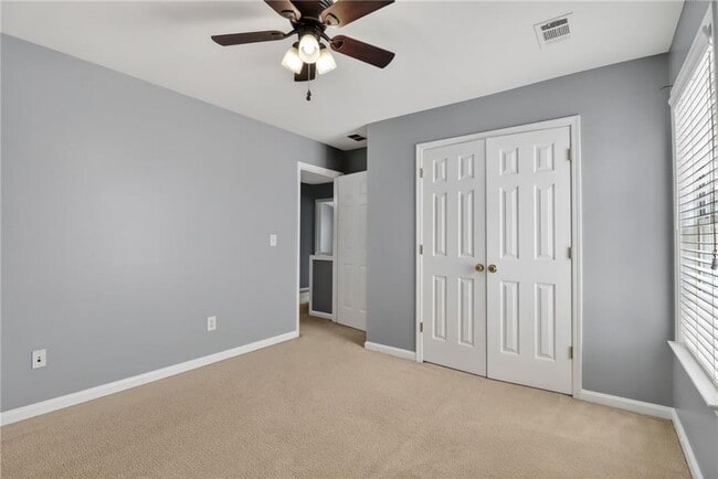 Building Photo - 615 Melilot Ln
