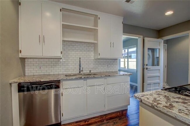 Building Photo - 2644 NW 34th St