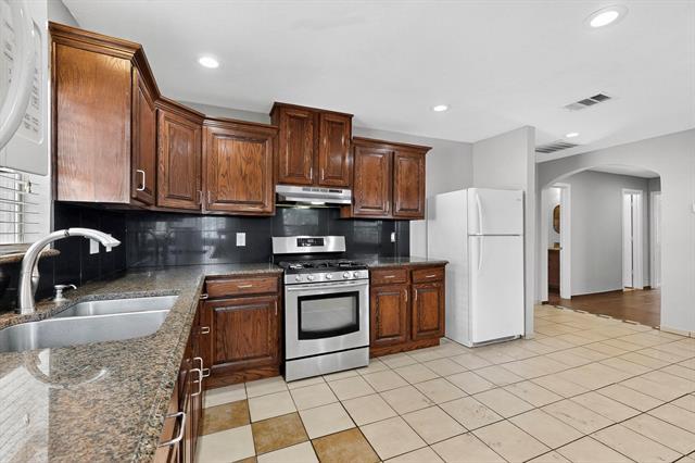 Building Photo - 4429 Oleander Trail
