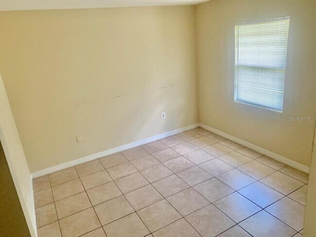 Building Photo - 2484 Chestnut Woods Dr