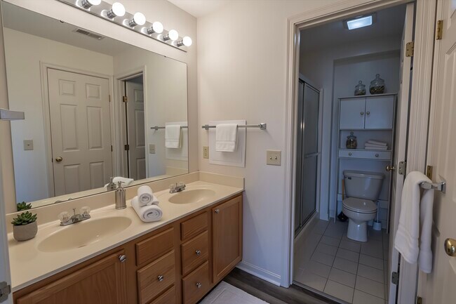 Building Photo - 134 N Rdg Dr