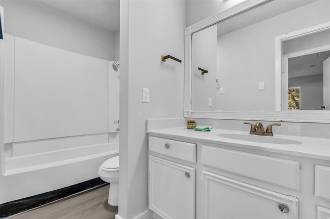 Building Photo - 11829 S Red Cedar Cir