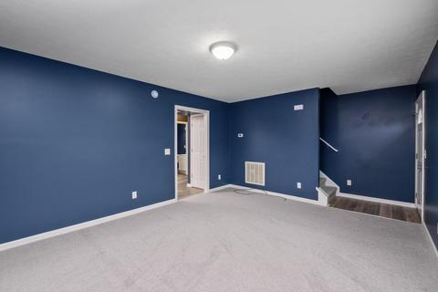 Building Photo - 137 Suter St