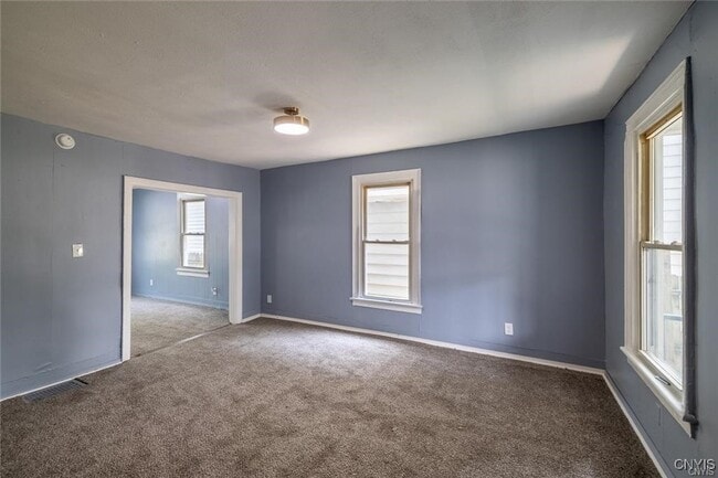 Building Photo - 348 Lenox Ave