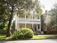 Building Photo - 825 E Henry St