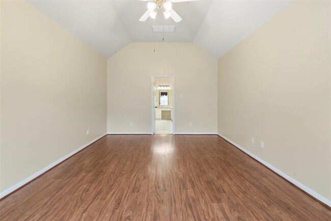 Building Photo - 25727 Shady Spruce Ln