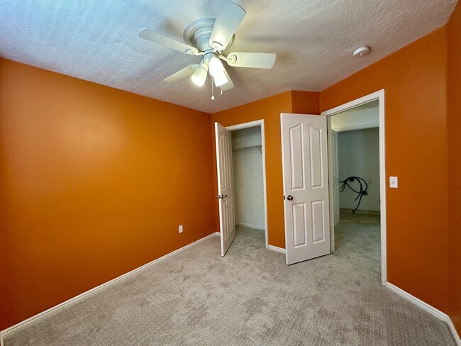 Building Photo - 3694 Crespi Ct