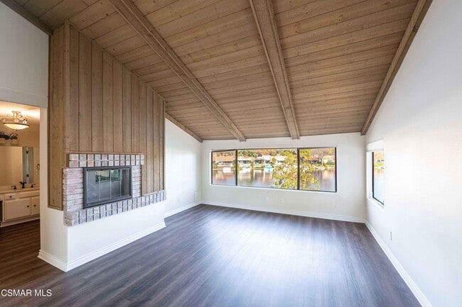 Building Photo - 1300 Bluesail Cir