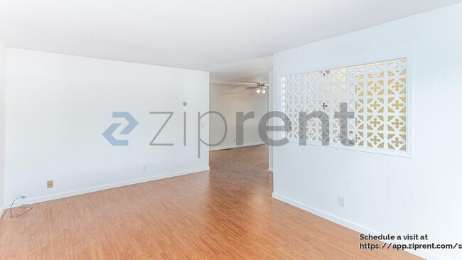 Building Photo - 95 Colleen Way