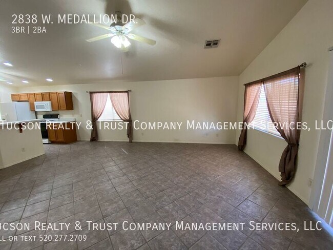 Building Photo - 2838 W Medallion Dr