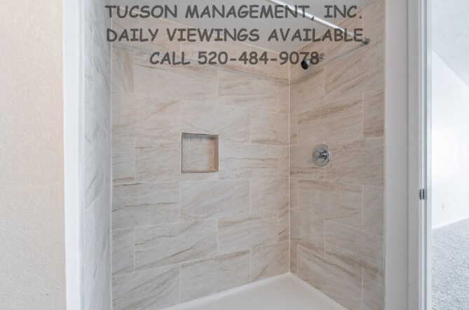 Building Photo - 1686 W Wood Bridge Ct