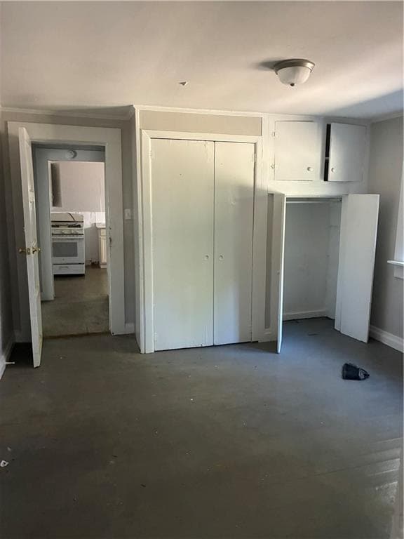 Building Photo - 2850 Edgewood St