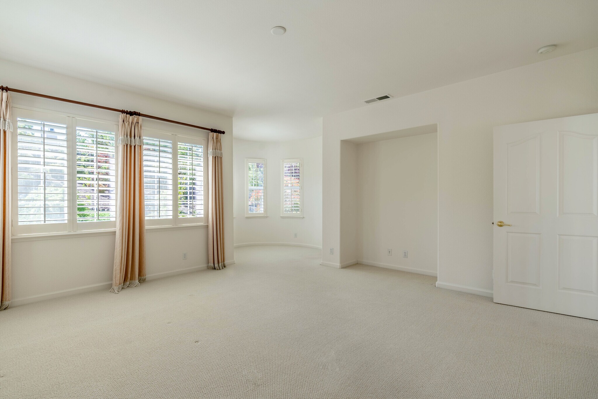Building Photo - 1260 Ustilago Dr