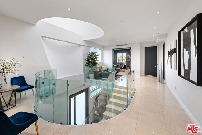 Building Photo - 4533 Estrondo Dr