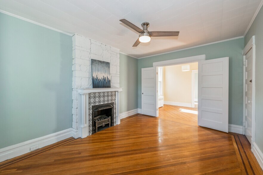 Building Photo - 274 76th St