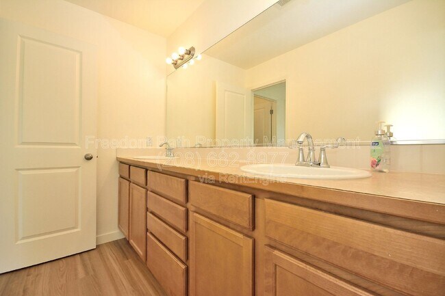 Building Photo - 7830 Mather Ct