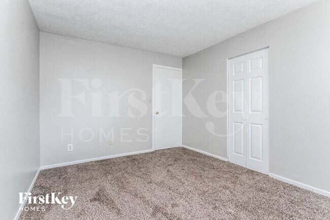 Building Photo - 819 Moss Oak Ct