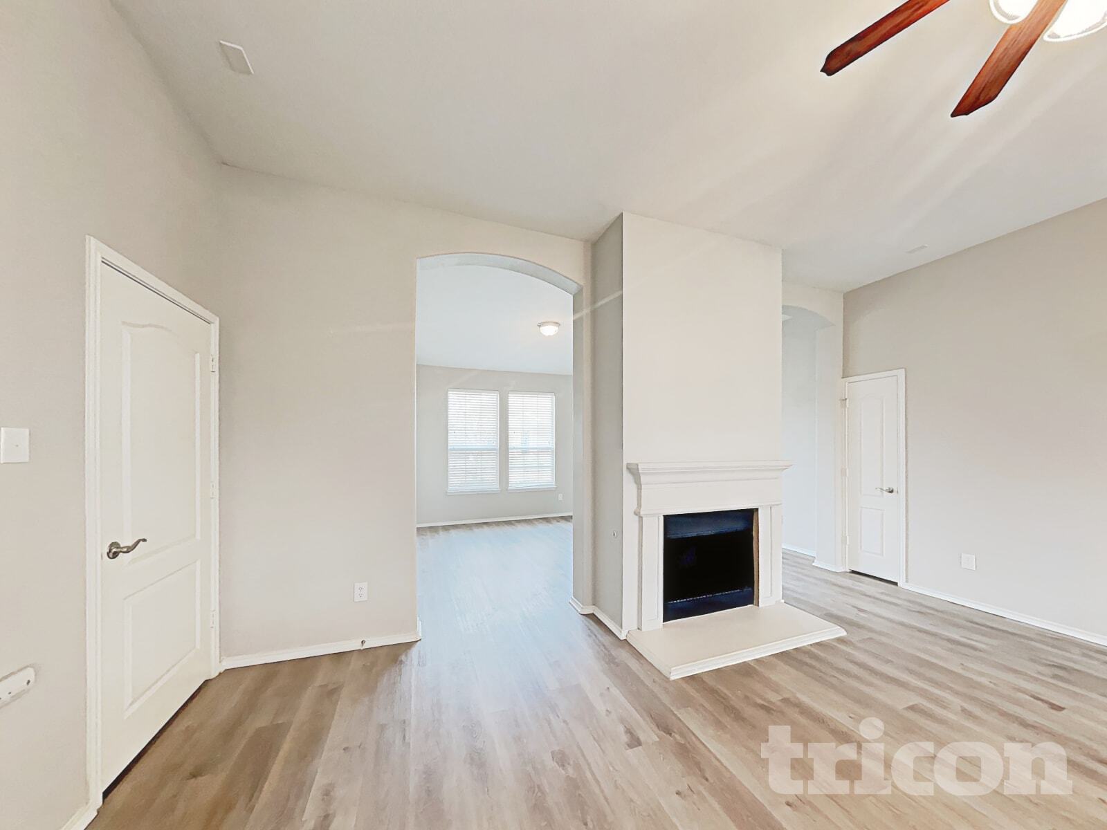 Building Photo - 2106 Rose May Dr