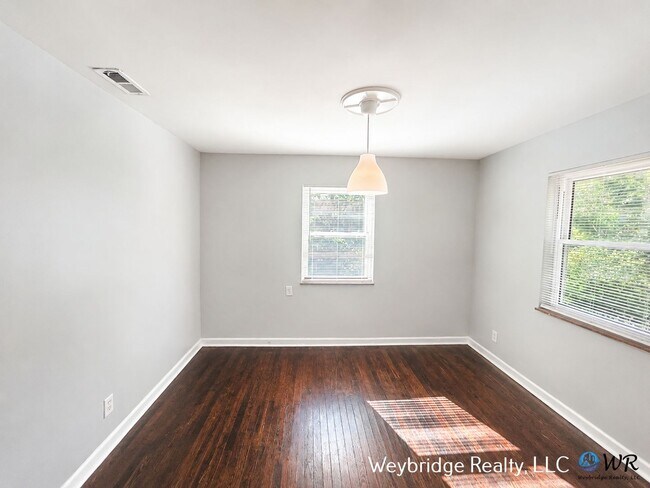 Building Photo - 3518 Hazelwood Ave