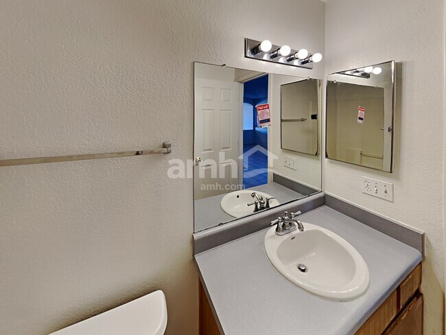 Building Photo - 3618 W Ethan Crossing Ln