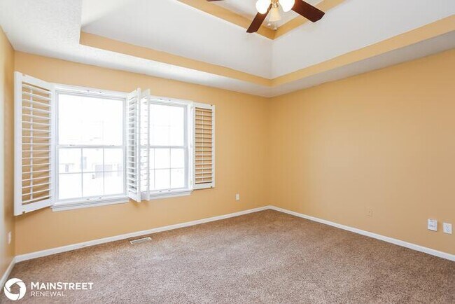 Building Photo - 209 NW 113th St, Kansas City, MO 64155